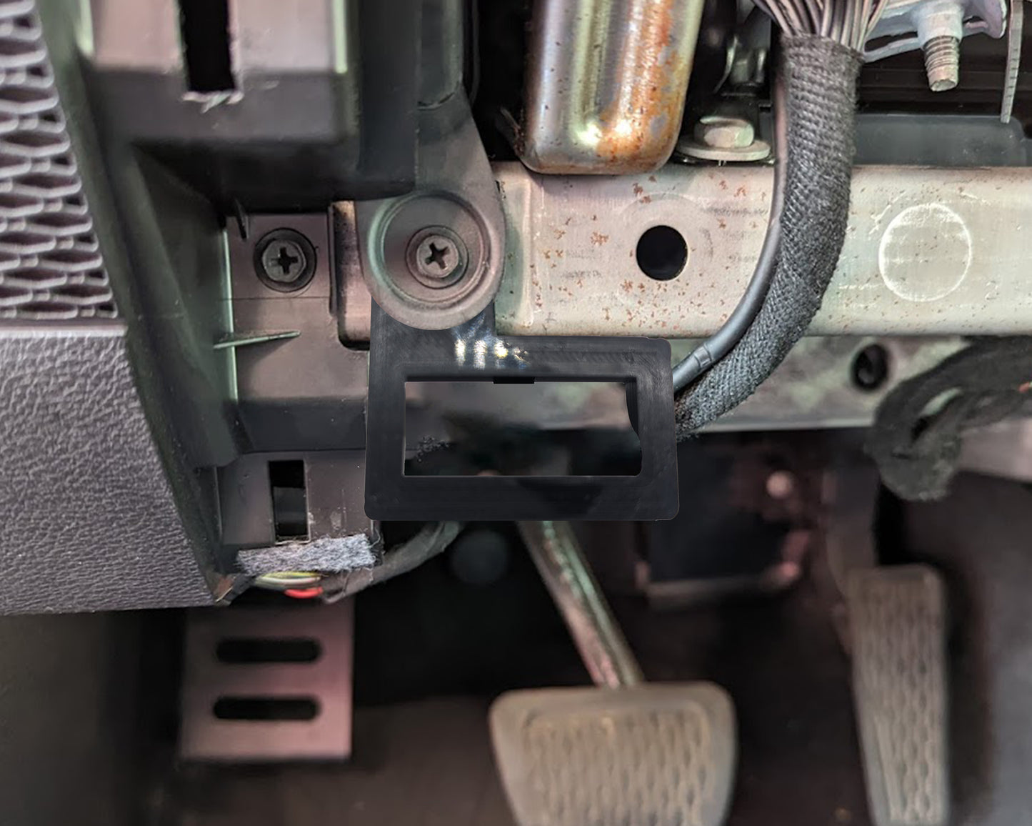 ECRI Mount - Black ABS