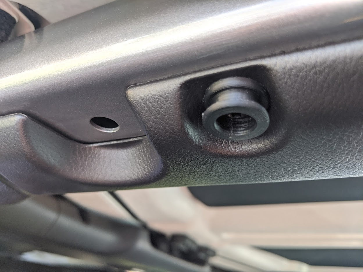 Bungee Grommet Hook